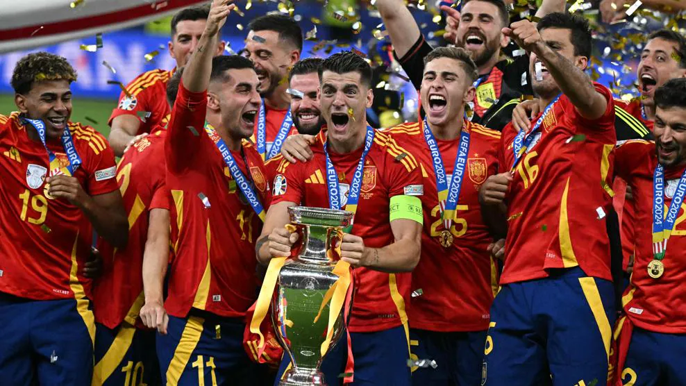 Spanyol 2-1 Inggris Gol Telat Oyarzabal Beri La Roja Gelar EURO